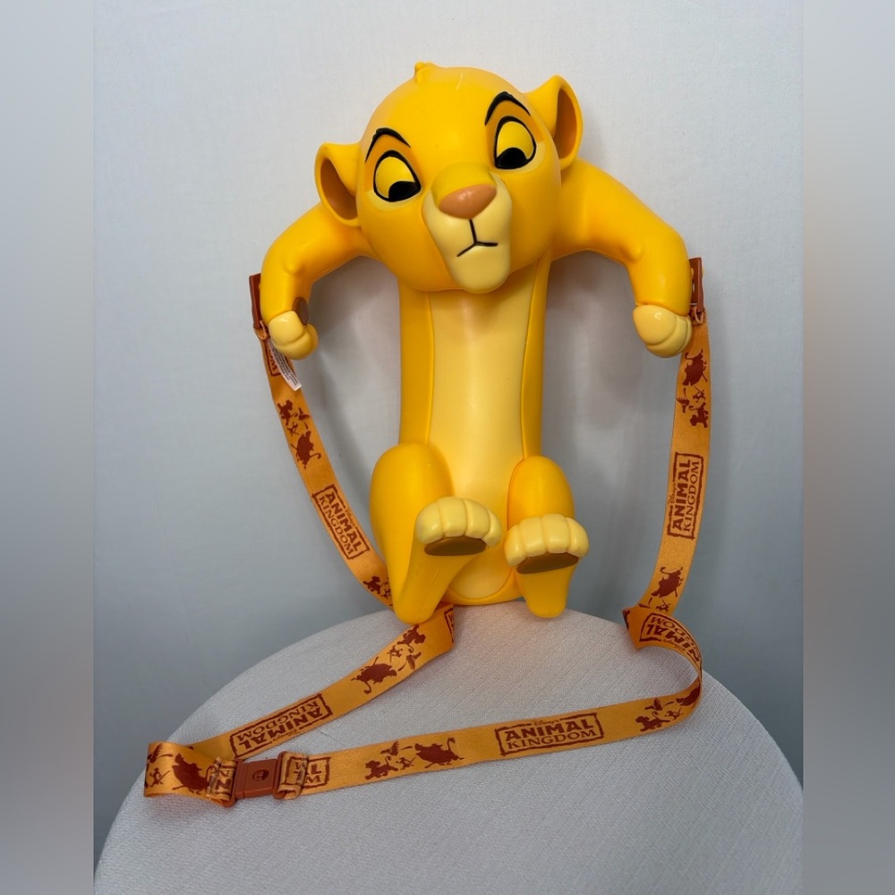 Disney Animal Kingdom Simba Popcorn Bucket | Lion King | Good Condition(F84)”✨
